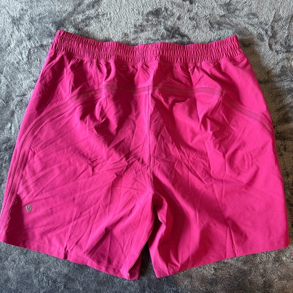 Lululemon Men’s Pacebreaker Short 7” Linerless L - Picture 2 of 3
